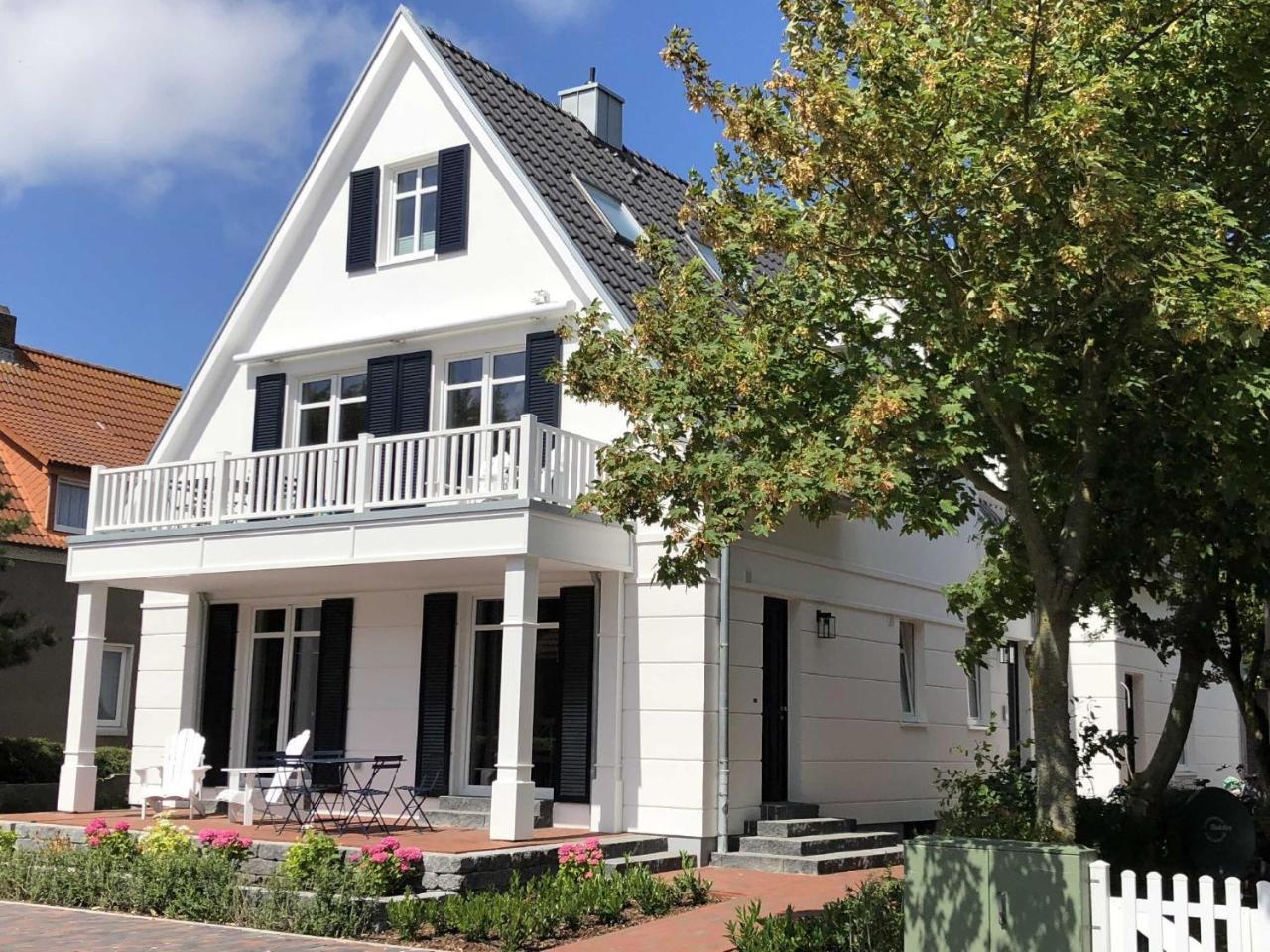 Kleine Charlotte - Traumwohnung Mit Terrasse Fuer 4 Personen Wangerooge Luaran gambar